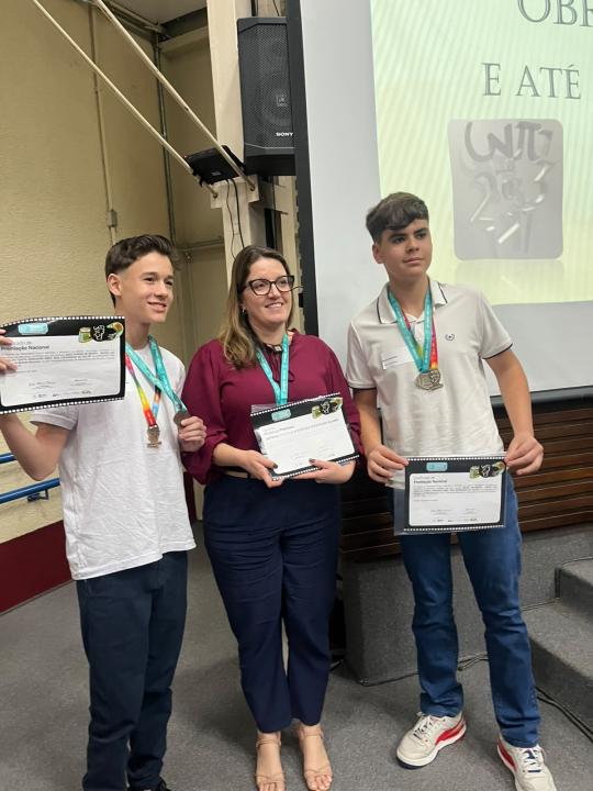 Foto 6 de 10 — Alunos de Boa Esperança do Sul são premiados por destaque em Olimpíada de Matemática